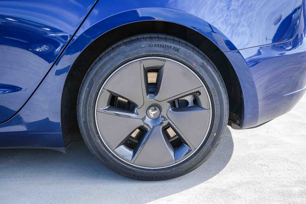 Thumbnail: 2023 Tesla Model 3 - 7