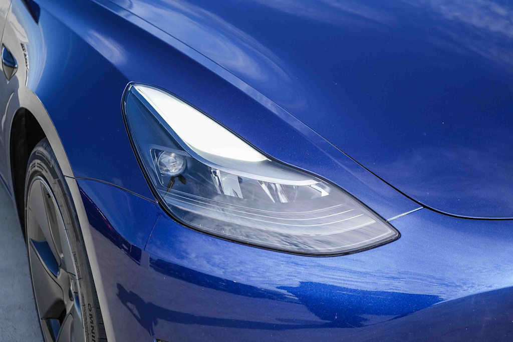 Thumbnail: 2023 Tesla Model 3 - 16
