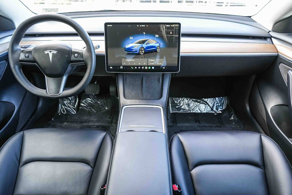 Thumbnail: 2023 Tesla Model 3 - 2