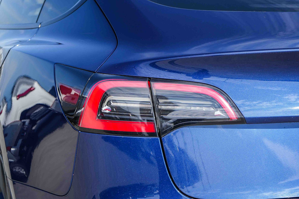 Thumbnail: 2023 Tesla Model 3 - 18