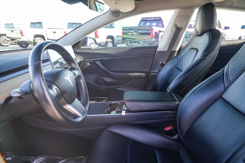 Thumbnail: 2018 Tesla Model 3 - 10