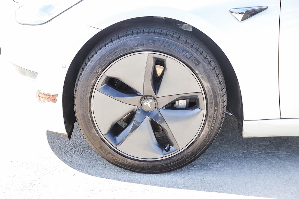 Thumbnail: 2020 Tesla Model 3 - 7