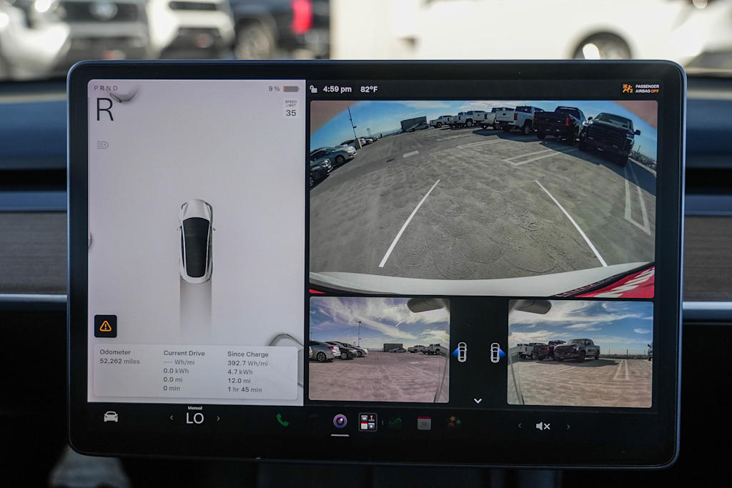 Thumbnail: 2021 Tesla Model 3 - 24