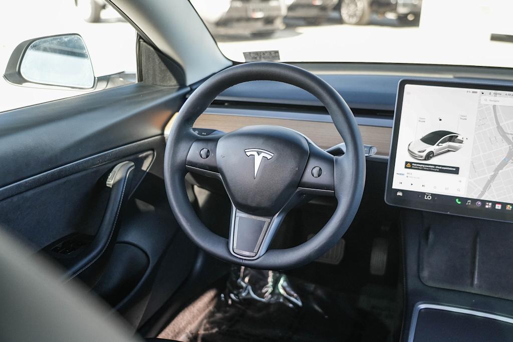 Thumbnail: 2021 Tesla Model 3 - 7