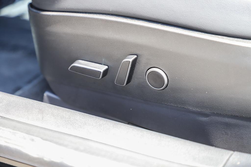 Thumbnail: 2023 Tesla Model 3 - 23