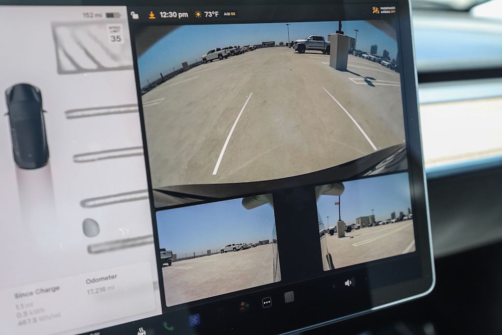 Thumbnail: 2023 Tesla Model 3 - 12