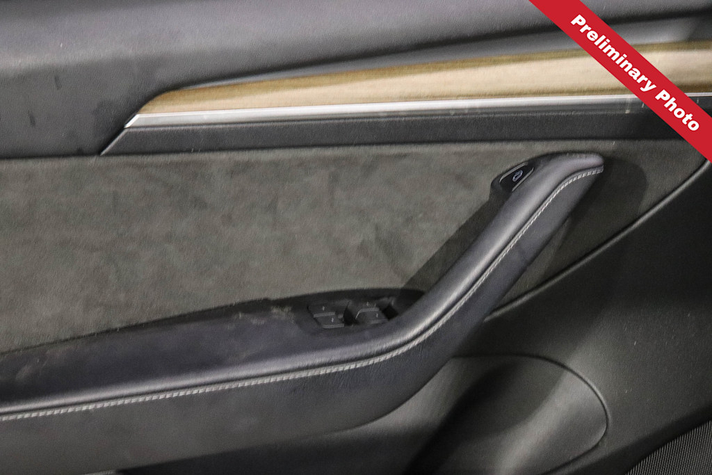Thumbnail: 2023 Tesla Model 3 - 18