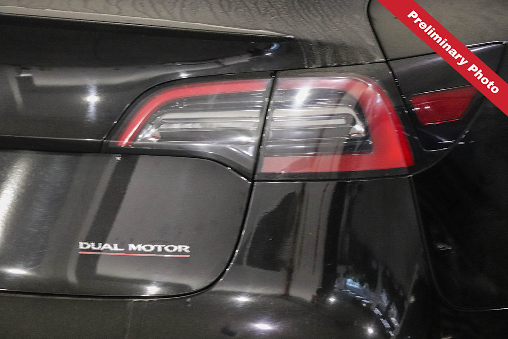 Thumbnail: 2023 Tesla Model 3 - 16