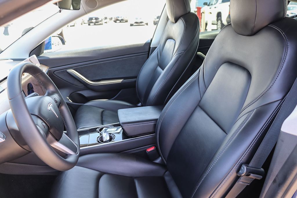 Thumbnail: 2020 Tesla Model 3 - 9