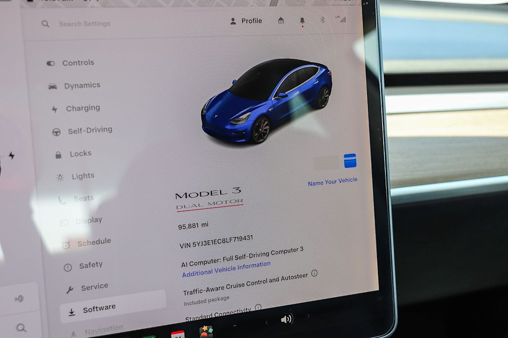 Thumbnail: 2020 Tesla Model 3 - 27