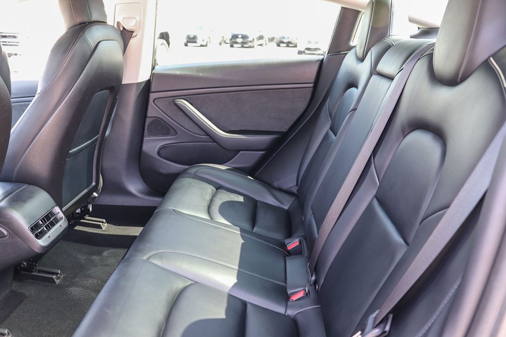 Thumbnail: 2020 Tesla Model 3 - 10