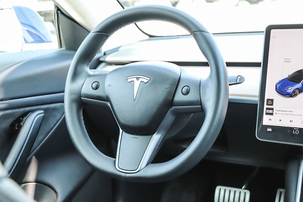 Thumbnail: 2020 Tesla Model 3 - 7