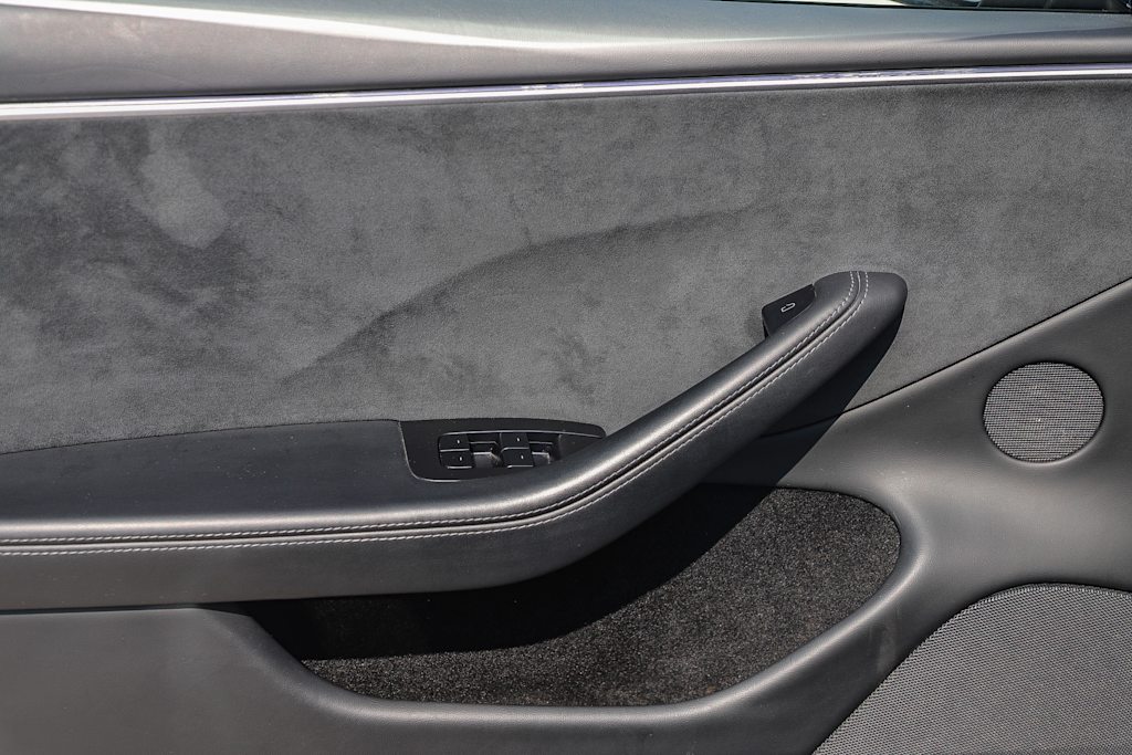 Thumbnail: 2024 Tesla Model 3 - 21