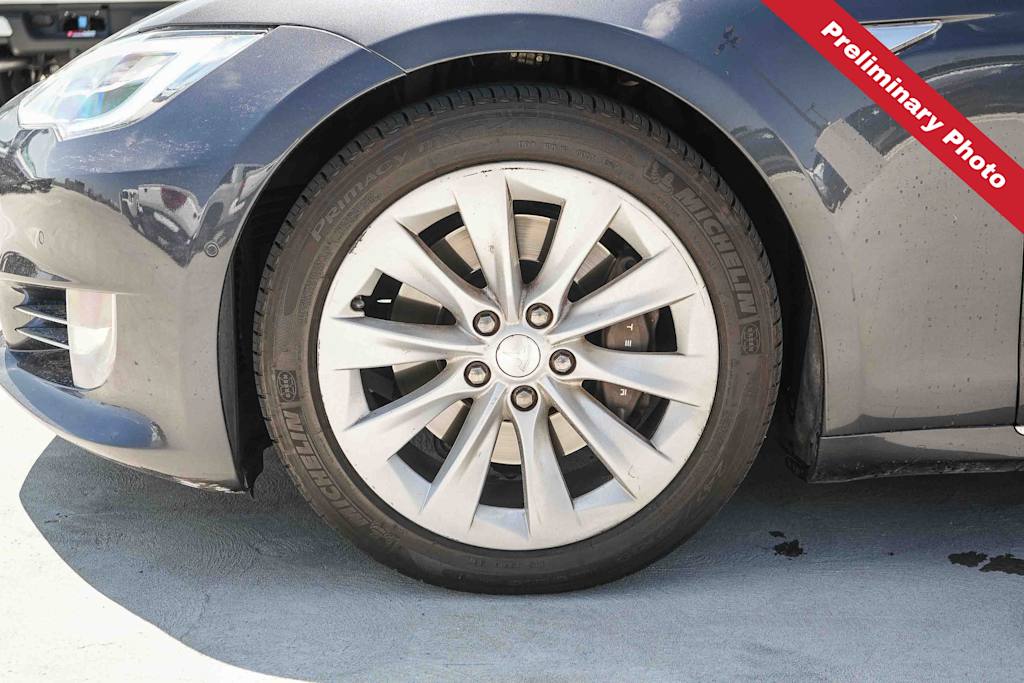 Thumbnail: 2016 Tesla Model S - 15