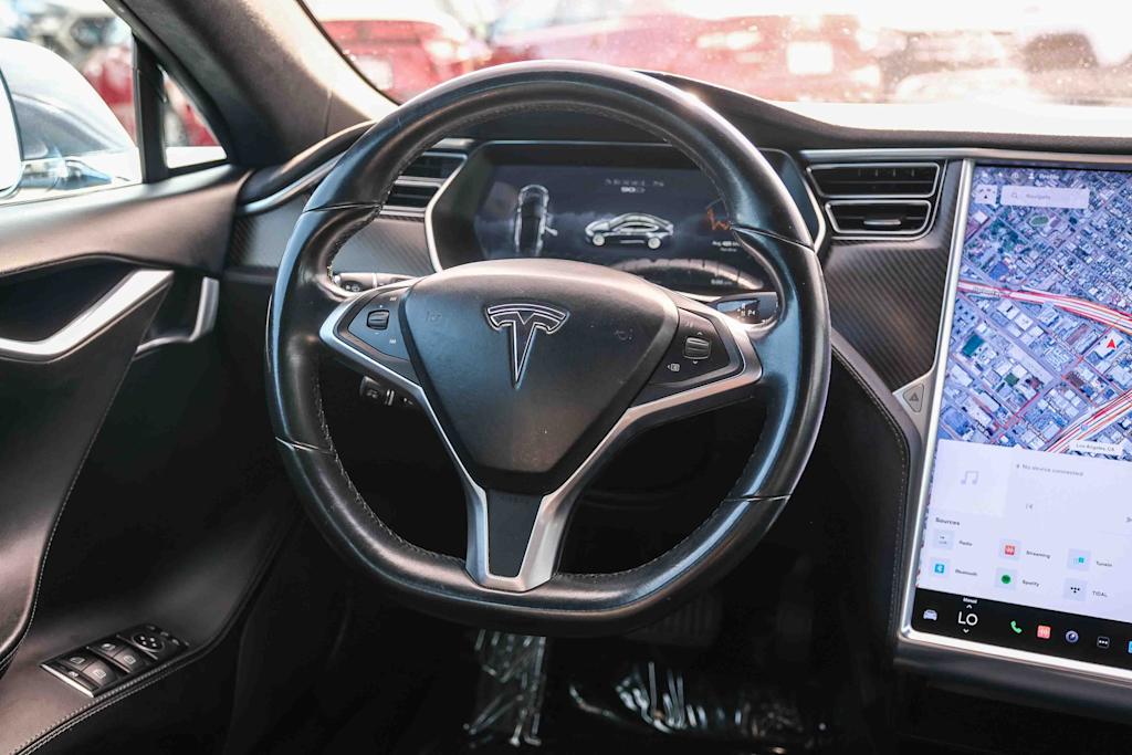 Thumbnail: 2016 Tesla Model S - 8