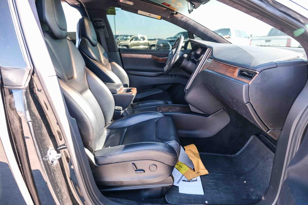 Thumbnail: 2018 Tesla Model X - 7