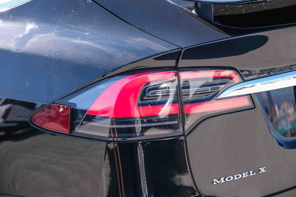 Thumbnail: 2018 Tesla Model X - 17