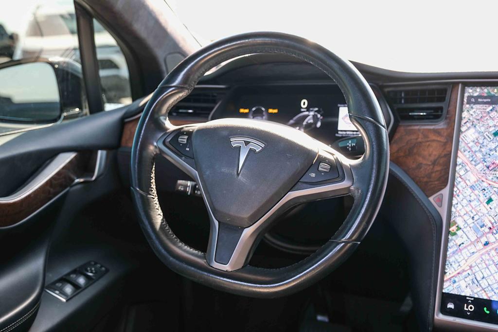 Thumbnail: 2018 Tesla Model X - 6