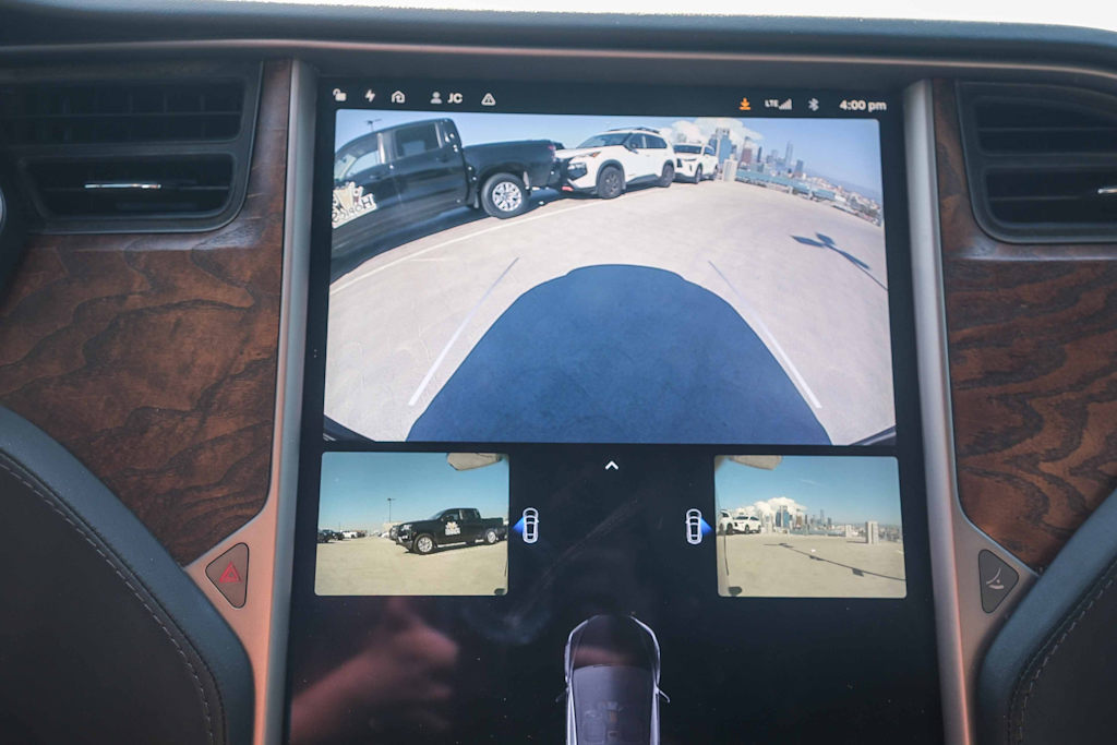 Thumbnail: 2018 Tesla Model X - 25