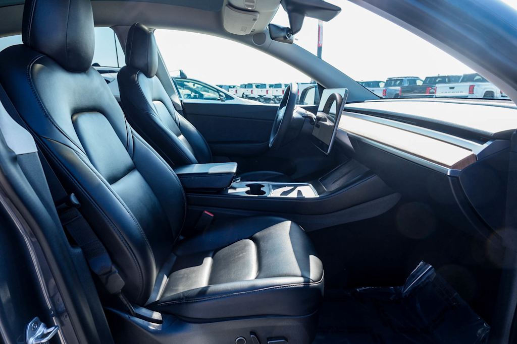 Thumbnail: 2021 Tesla Model Y - 9