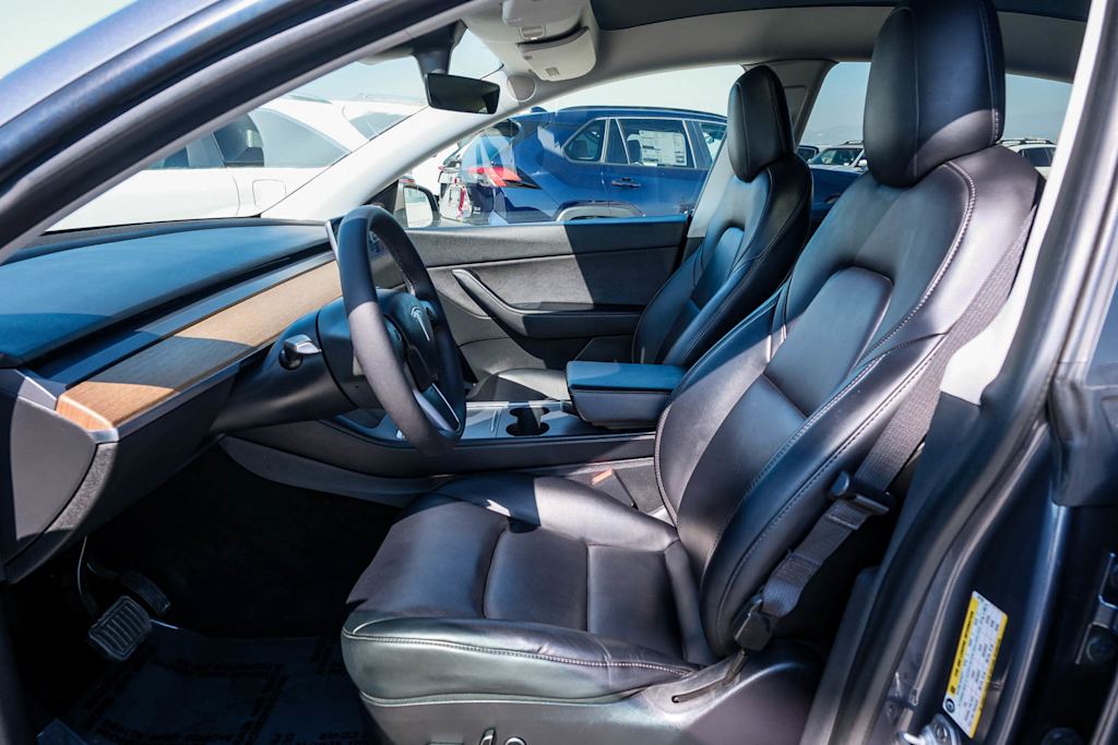 Thumbnail: 2021 Tesla Model Y - 10