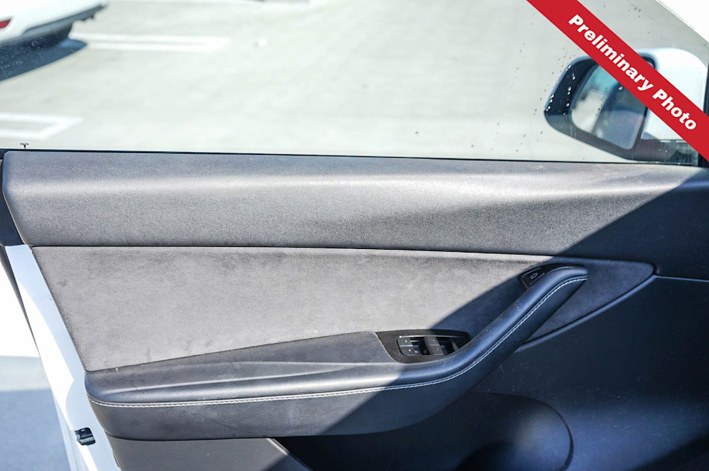 Thumbnail: 2020 Tesla Model Y - 15