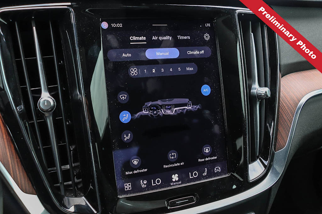 Thumbnail: 2023 Volvo S60 - 9