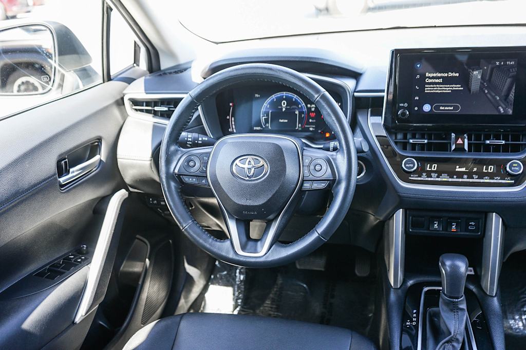 Thumbnail: 2023 Toyota Corolla Cross - 12