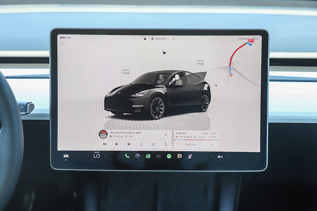 Thumbnail: 2023 Tesla Model Y - 12