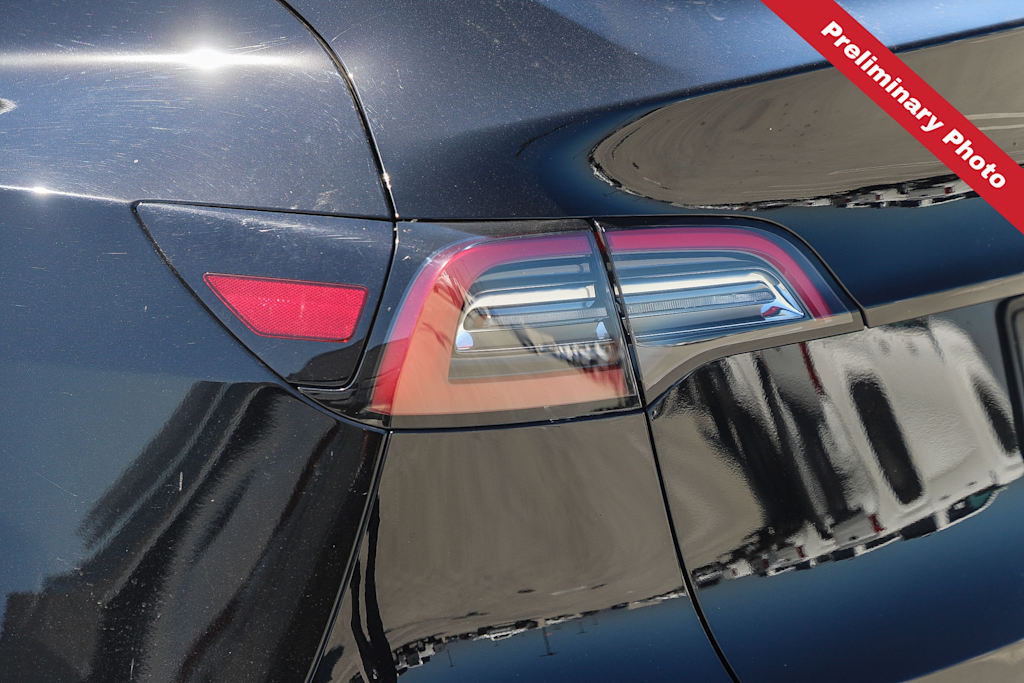 Thumbnail: 2022 Tesla Model Y - 14