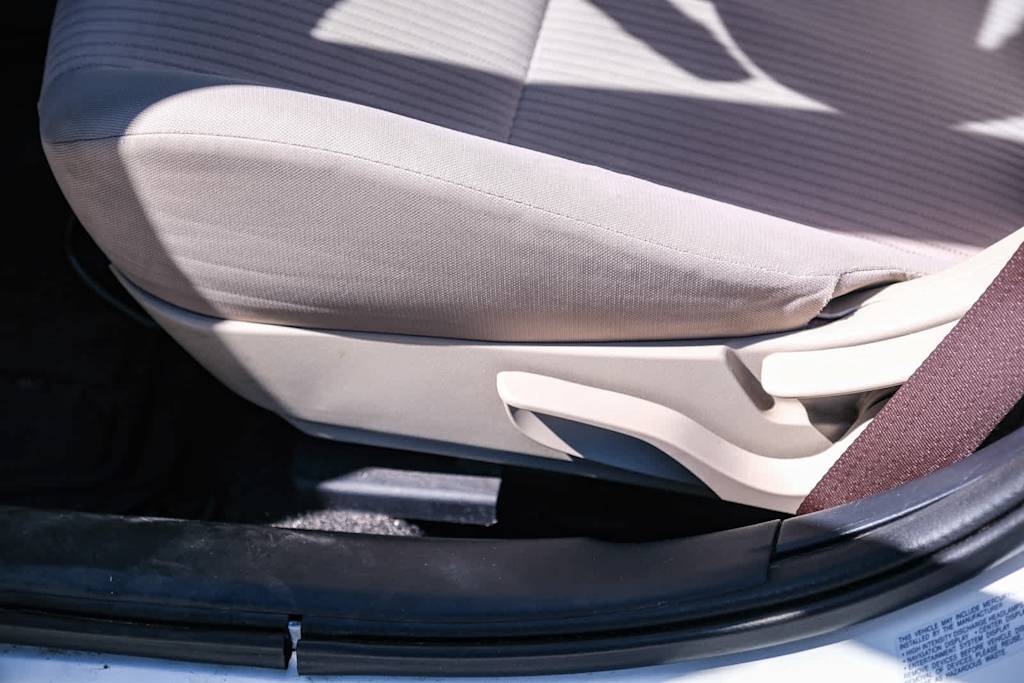 Thumbnail: 2014 Mitsubishi Lancer - 25