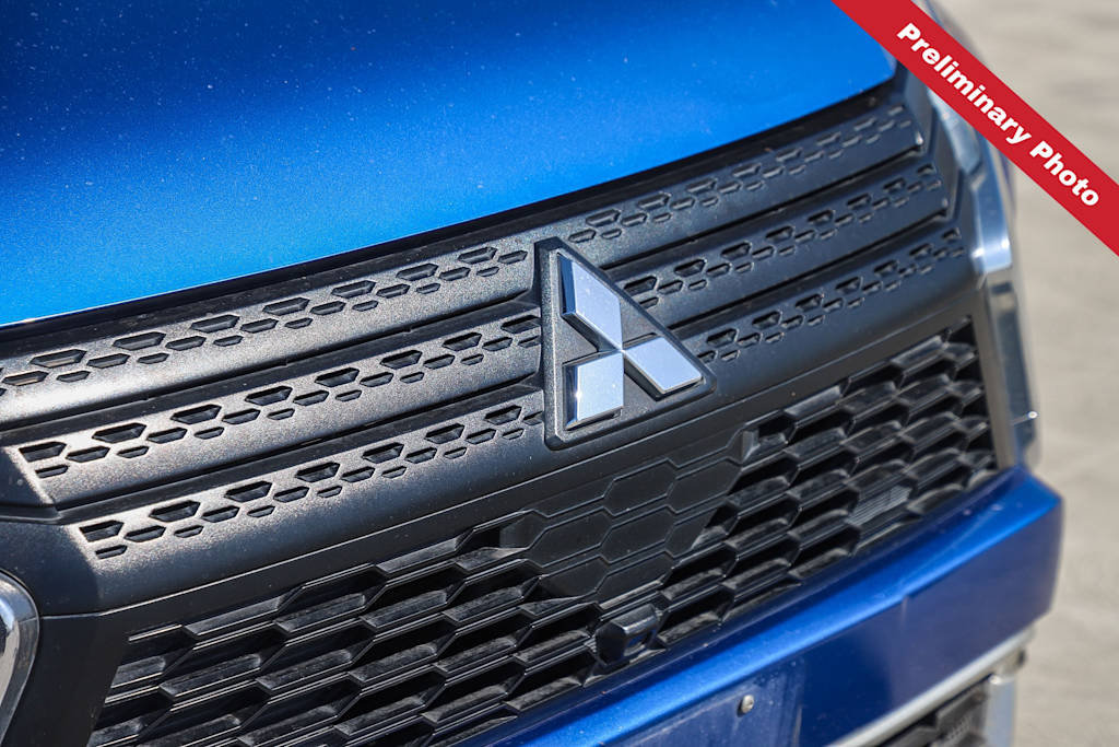 Thumbnail: 2022 Mitsubishi Eclipse Cross - 14