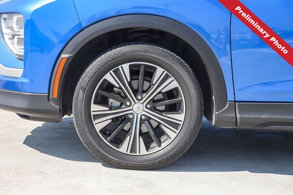 Thumbnail: 2022 Mitsubishi Eclipse Cross - 7
