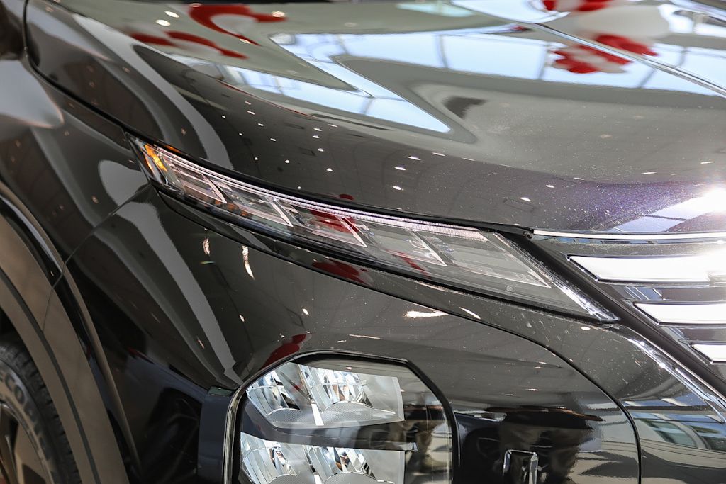 Thumbnail: 2026 Nissan Rogue - 6