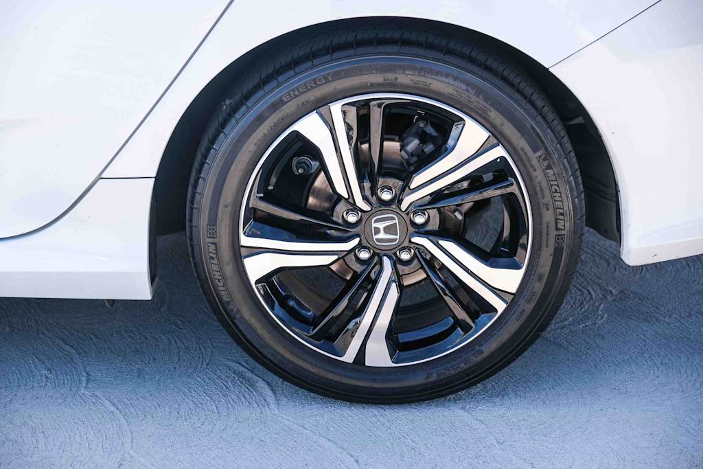 Thumbnail: 2018 Honda Civic - 6