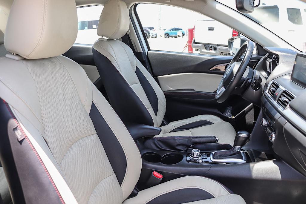 Thumbnail: 2016 Mazda Mazda3 - 9