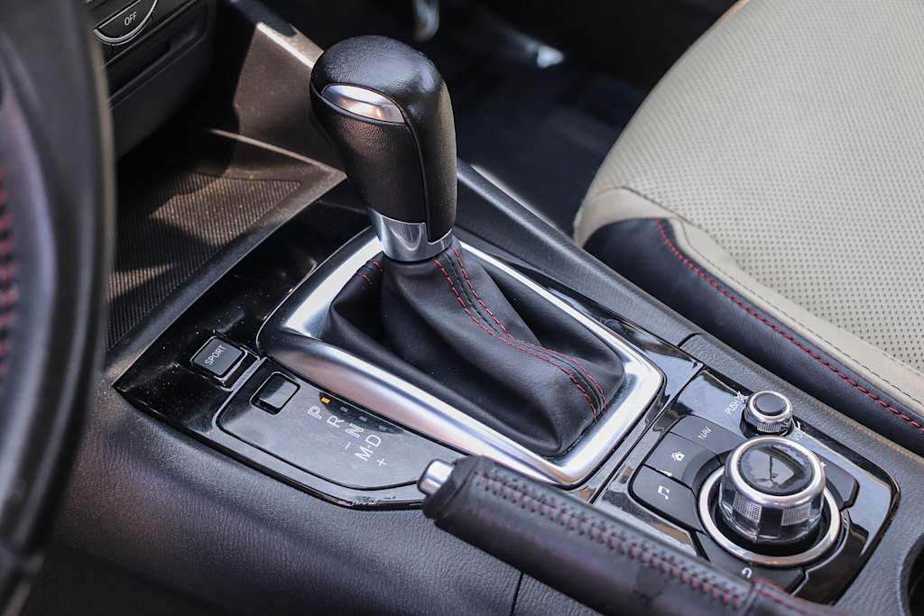 Thumbnail: 2016 Mazda Mazda3 - 13