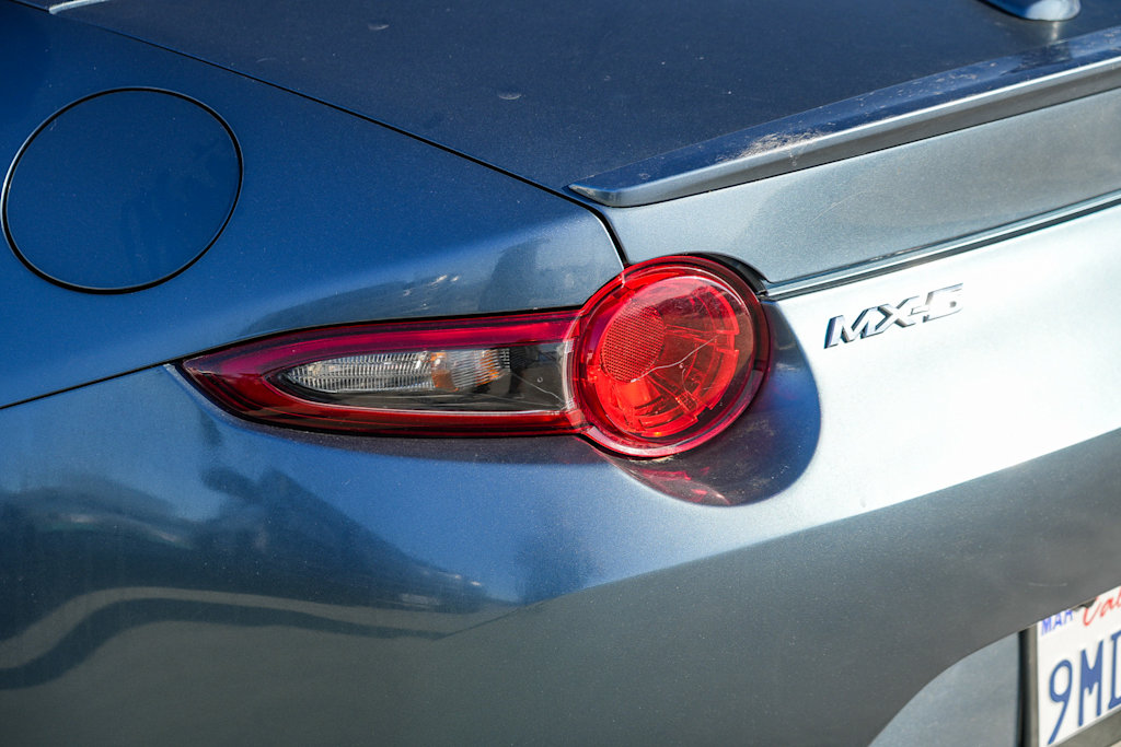 Thumbnail: 2016 Mazda MX-5 Miata - 16