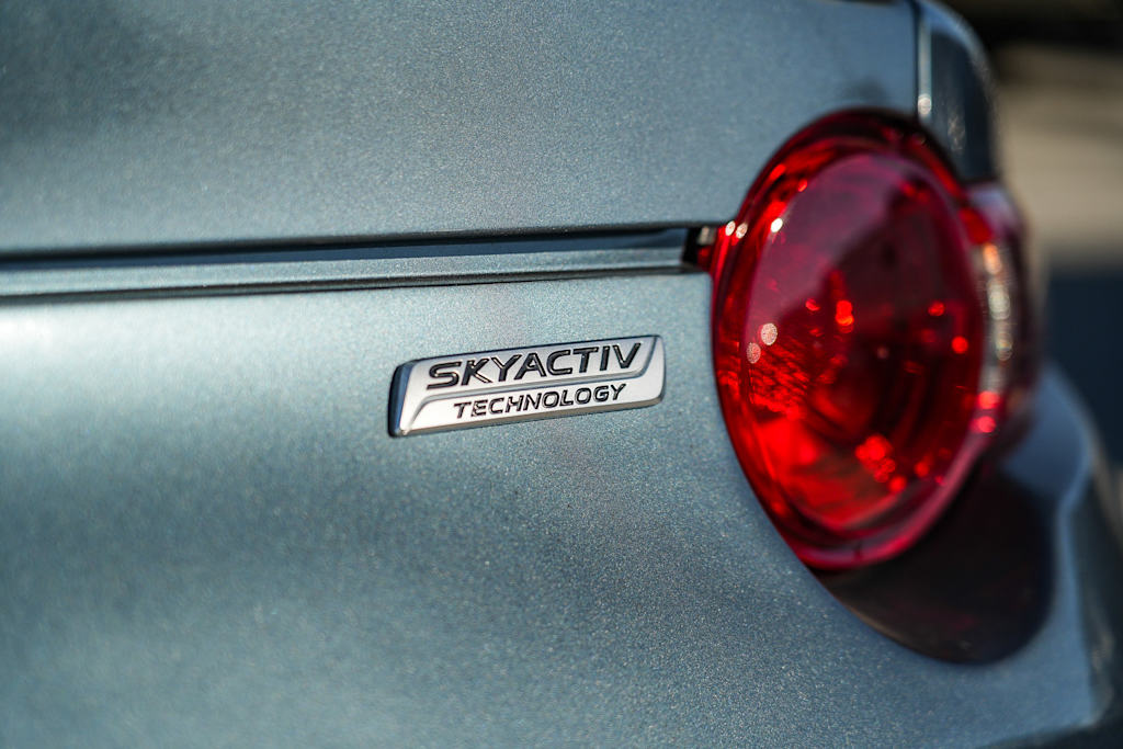 Thumbnail: 2016 Mazda MX-5 Miata - 10