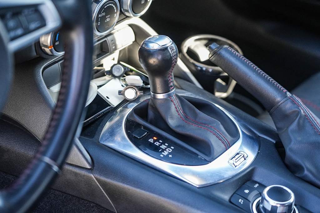 Thumbnail: 2016 Mazda MX-5 Miata - 8
