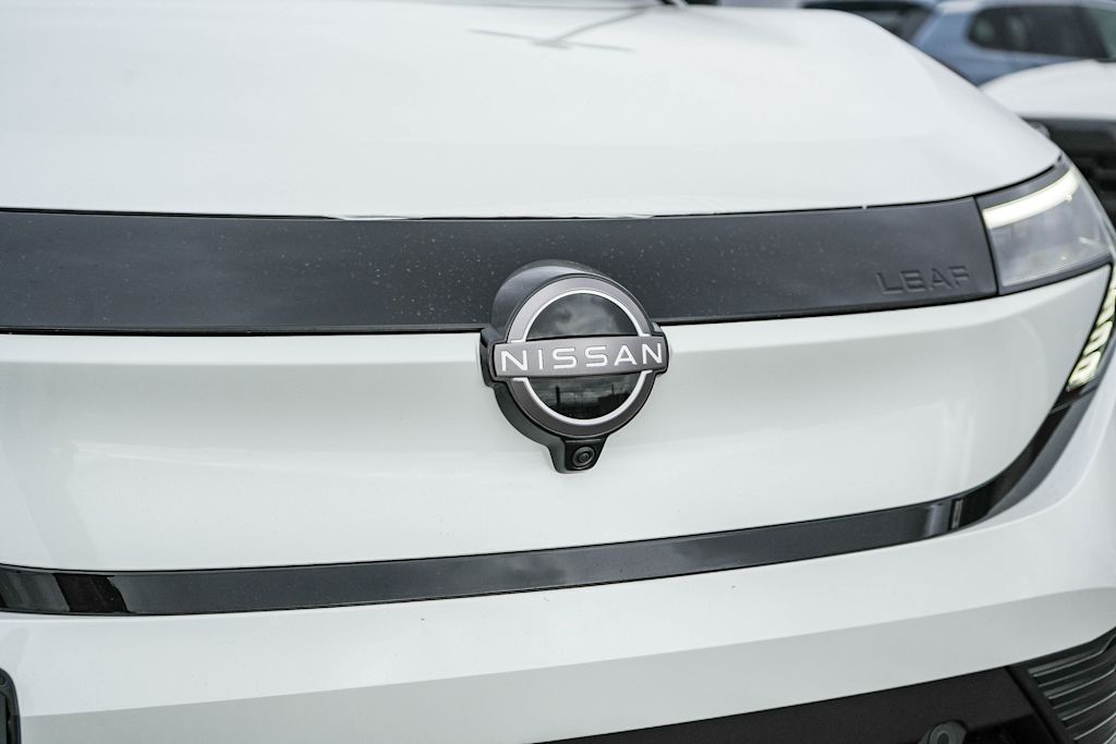 Thumbnail: 2026 Nissan Leaf - 16