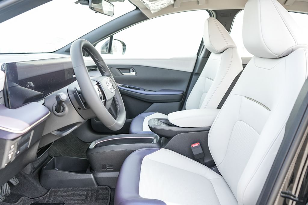 Thumbnail: 2026 Nissan Leaf - 11