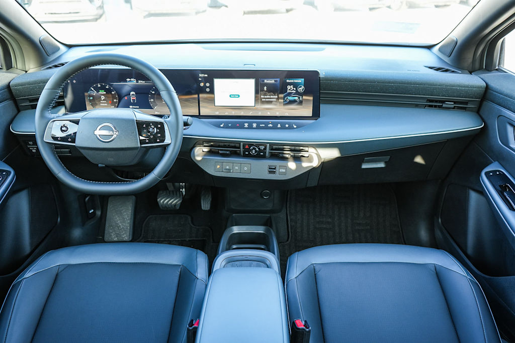 Thumbnail: 2026 Nissan Leaf - 2