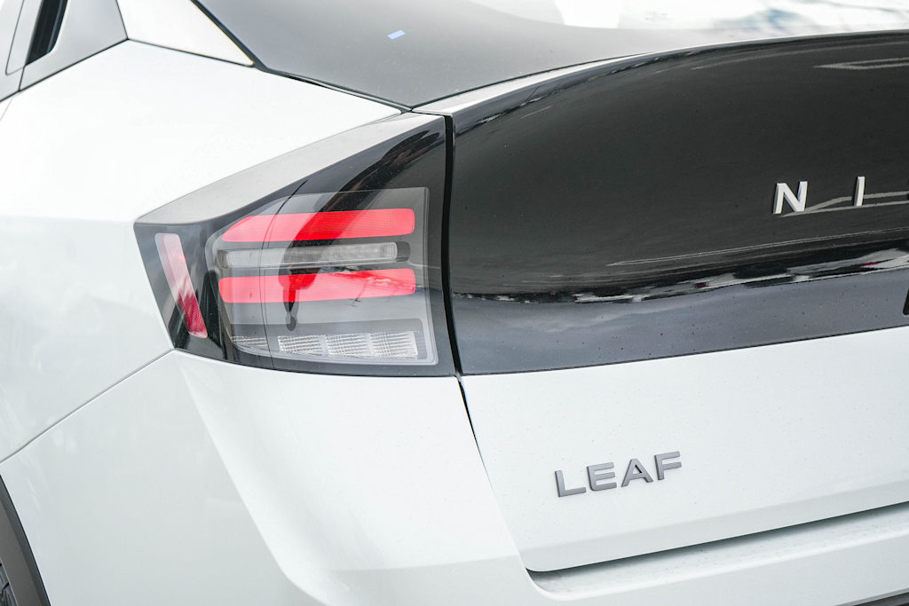 Thumbnail: 2026 Nissan Leaf - 19