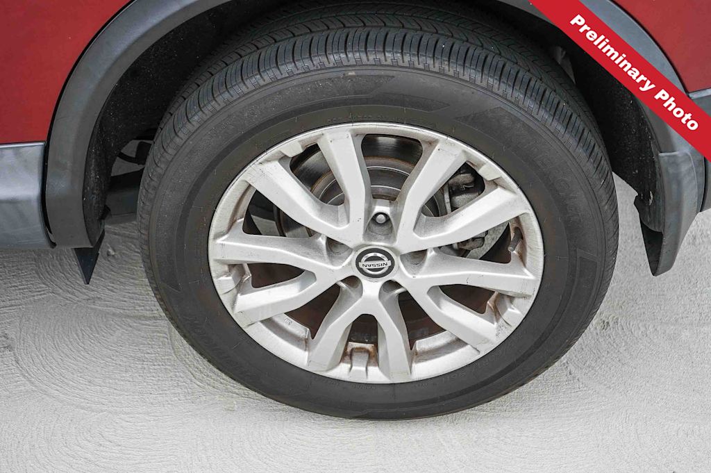 Thumbnail: 2020 Nissan Rogue Sport - 5