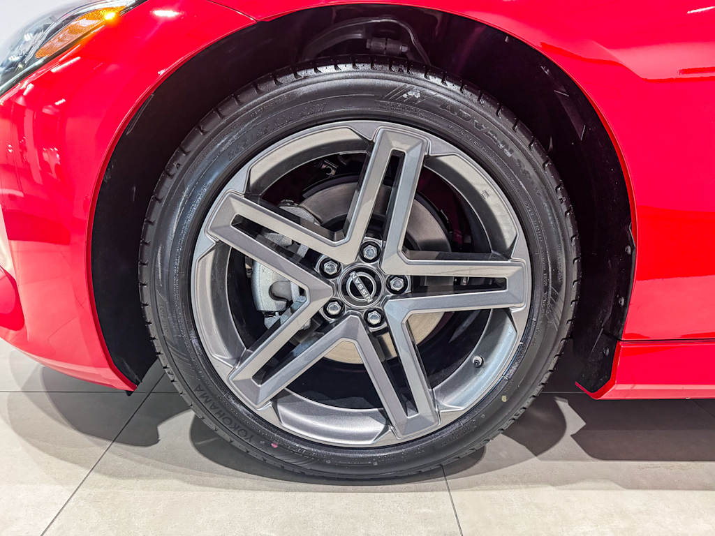 Thumbnail: 2025 Nissan Z - 17