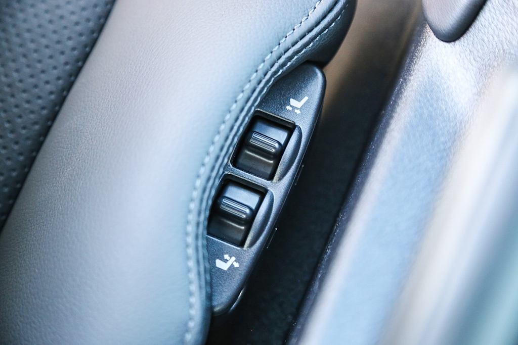 Thumbnail: 2025 Nissan Z - 24