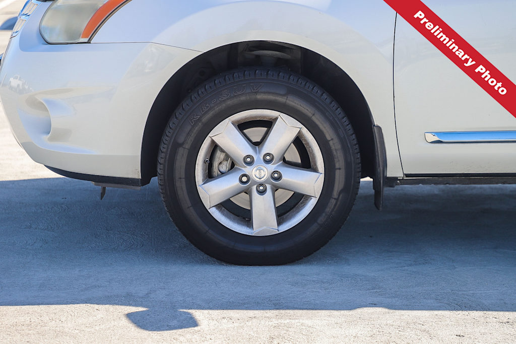 Thumbnail: 2013 Nissan Rogue - 7