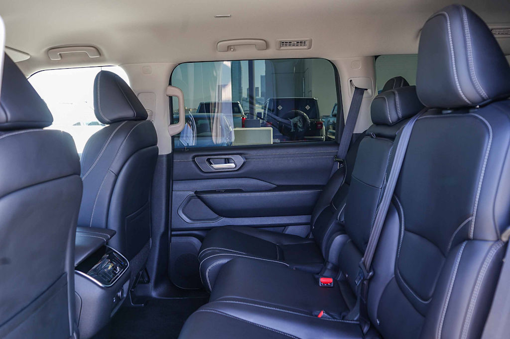 Thumbnail: 2025 Nissan Armada - 11