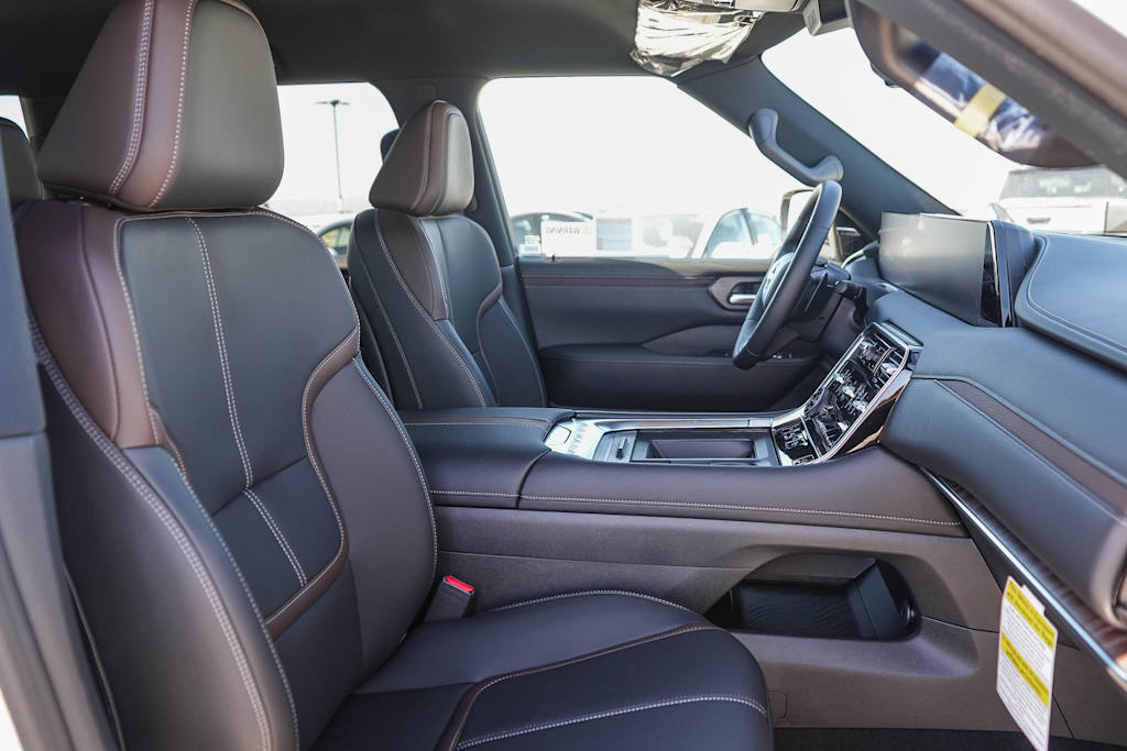 Thumbnail: 2026 Nissan Armada - 34